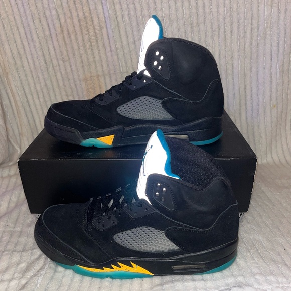 Nike Air Jordan 5 Retro 'Aqua' - Picture 2 of 7